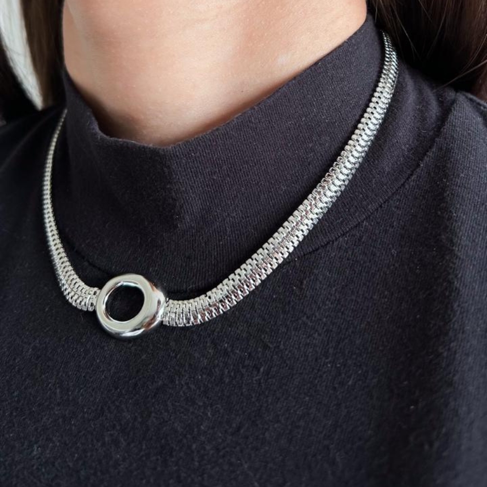 Colar Oval Malha Alemã – Luz - Image 2